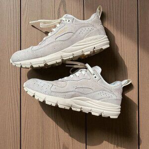 Brandblack 2125 Los Angeles Vibram Sole Speckled Neutral Suede Sneakers Womens 6